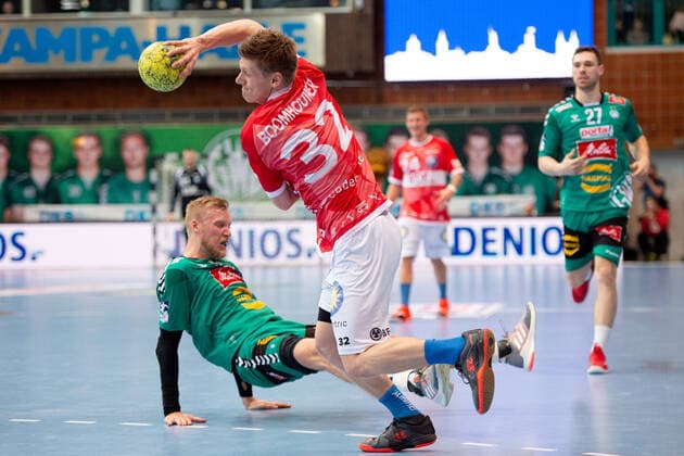 Minden, Germany 22 12 2019 1 Handball Bundesliga 2019 2020 GWD Minden vs Bergischer HC L R Christoffer Rambo Minden , Jeffrey Boomhouwer Bergischer HC Minden North Rhine-Westphalia Germany Kampa Halle