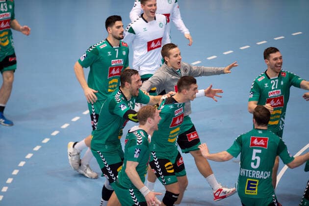 Minden, Germany 22 12 2019 1 Handball Bundesliga 2019 2020 GWD Minden vs Bergischer HC Final celebration Minden , M Malte Semisch Minden Minden Minden North Rhine-Westphalia Germany Kampa Halle