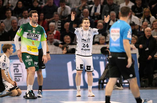 Photo Loser faces at Kiel, here Miha Zarabec Kiel Handball Men 1 Bundesliga am So 22 12 2019 THW Kiel HSG Wetzlar 20 27
