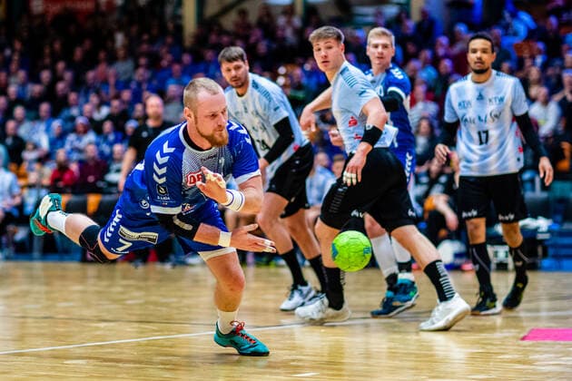 Libor Hanisch 7 Dessau Rosslauer HV 06 during the match in the 3 League North East Men Handball Season 2019 2020 between Dessau Rosslauer HV 06 and Eintracht Hildesheim in the Anhalt Arena on 22 December 2019 in Dessau Rosslau, Saxony Anhalt, Germany