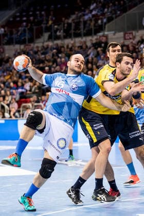 1 Handball Bundesliga Bergischer HC Rhein Neckar Loewen 26 12 2019 Rafael Baena Gonzalez 16, Bergischer Handball Club , Gedeon Guardiola Vilaplana 30, Rhein Neckar Loewen , 1 Handball Bundesliga, Bergischer HC Rhein Neckar Loewen, ISS Dome, Duesseldorf Copyright: xBEAUTIFULxSPORTS Wunderlx