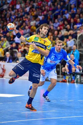LIQUI MOLY Handball Bundesliga 2019 2020 26 12 2019 Bergischer HC Rhein Neckar Löwen, ISS Dome Düsseldorf Uwe Gensheimer RNL, 3 seven-meter action, 26 12 2019, Düsseldorf Germany , Handball, Bundesliga, Bergischer HC Rhein Neckar Löwen xshx
