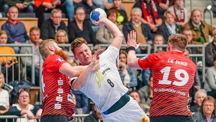 26 12 2019, Emslandarena, Lingen, GER, Handball, 1 Bundesliga HSG Nordhorn Lingen SC Magdeburg, Christoph Steinert Magdeburg 8 DFL REGULATIONS PROHIBIT ANY USE OF PHOTOGRAPHS AS IMAGE SEQUENCES AND OR QUASI VIDEO Lingen Lower Saxony Germany Emslandarena