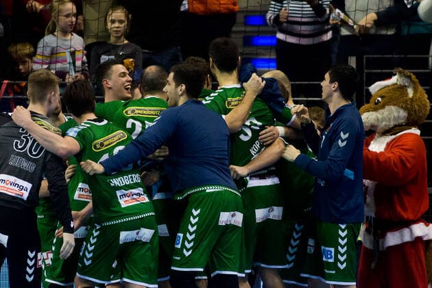 26 12 2019, xfrx, Handball Bundesliga, Fuechse Berlin SC DHfK Leipzig emspor, v l Fuechse Berlin Freude,frolich,lachend DFL DFB REGULATIONS PROHIBIT ANY USE OF PHOTOGRAPHS as IMAGE SEQUENCES and or QUASI VIDEO Berlin
