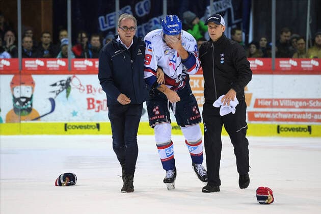 David Wolf Adler Mannheim GER, Ice Hockey, DEL, Schwenninger Wild Wings Adler Mannheim, 26 12 2019 Villingen Schwenningen Copyright: xLaegler xEibner-Pressefotox EP_slr