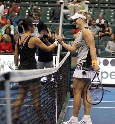 December 27, 2019 - Opponents shake hands after the Hawaii Open invitational tournament match between Misaki Doi (Japan) and Angelique Kerber (Germany) at the Stan Sheriff Center in Honolulu, HI - CSM Tennis 2019: Hawaii Open DEC27 - ZUMAc04_ 20191227_zaf_c04_276 Copyright: xMichaelxSullivanx
