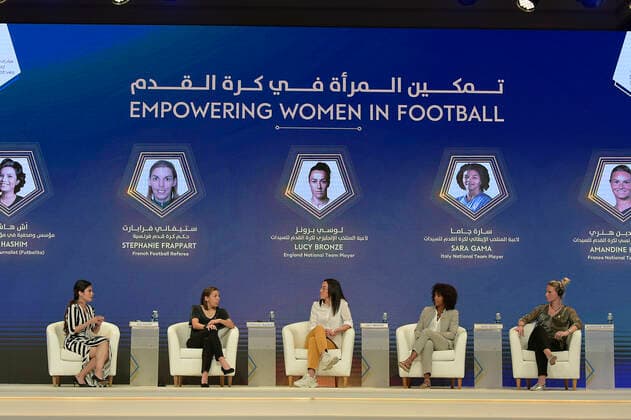 Foto Fabio Ferrari - LaPresse 28 Dicembre 2019 Dubai ( Emirati Arabi ) 14ma edizione di Dubai International Sports Conference - Second Session - Empowering Women in Football - Globe Soccer Award 2019 Nella foto:Stephanie Frappart (French Football Referee)Lucy Bronze(England national team, Nationalteam Player )Sara Gama (Italy National Team Player )Amandine Henry (France National Team Player ) photo Fabio Ferrari LaPresse December 28, 2019 Dubai (Unated Arab Emirate) Sport 13th edition of the Dubai International Sports Conference - Second Session - Empowering Women in Football - Globe Soccer Award 2019 In the pic:Stephanie Frappart (French Football Referee)Lucy Bronze(England National Team Player )Sara Gama (Italy National Team Player )Amandine Henry (France National Team Player )  Copyright: xFabioxFerrari LaPresse LaPresse x