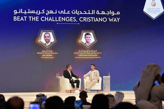 Foto Fabio Ferrari - LaPresse 28 Dicembre 2019 Dubai ( Emirati Arabi ) 14ma edizione di Dubai International Sports Conference - Beat the Challenges, Cristiano Way - Globe Soccer Award 2019 Nella foto:Cristiano Ronaldo photo Fabio Ferrari LaPresse December 28, 2019 Dubai (Unated Arab Emirate) Sport 13th edition of the Dubai International Sports Conference - Beat the Challenges, Cristiano Way - Globe Soccer Award 2019 In the pic:Cristiano Ronaldo  Copyright: xFabioxFerrari LaPresse LaPresse x