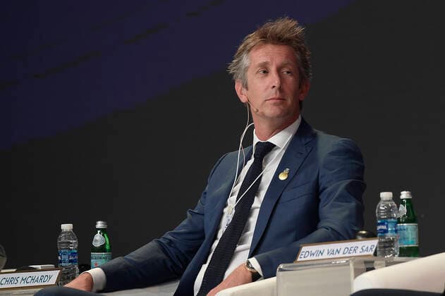 Foto Fabio Ferrari - LaPresse 28 Dicembre 2019 Dubai ( Emirati Arabi ) 14ma edizione di Dubai International Sports Conference - English Football Back to the top - Globe Soccer Award 2019 Nella foto:Edwin van der Sar (Former Manchester United, ManU Goalkeeper) photo Fabio Ferrari LaPresse December 28, 2019 Dubai (Unated Arab Emirate) Sport 13th edition of the Dubai International Sports Conference - English Football Back to the top - Globe Soccer Award 2019 In the pic:Edwin van der Sar (Former Manchester United Goalkeeper)  Copyright: xFabioxFerrari LaPresse LaPresse x