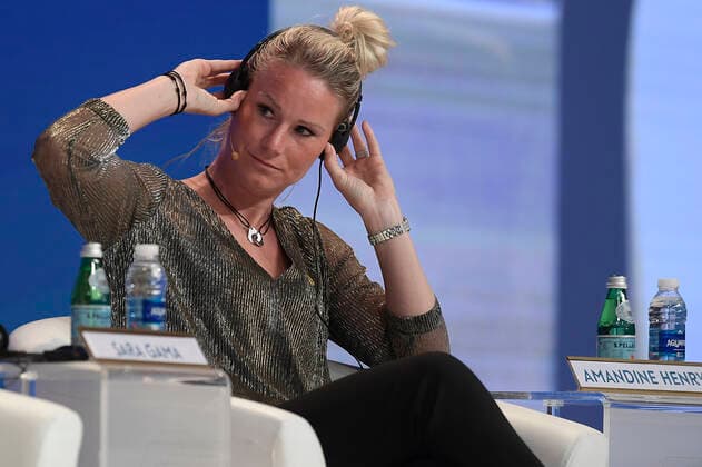 Foto Fabio Ferrari - LaPresse 28 Dicembre 2019 Dubai ( Emirati Arabi ) 14ma edizione di Dubai International Sports Conference - Second Session - Empowering Women in Football - Globe Soccer Award 2019 Nella foto:Amandine Henry (France national team, Nationalteam Player ) photo Fabio Ferrari LaPresse December 28, 2019 Dubai (Unated Arab Emirate) Sport 13th edition of the Dubai International Sports Conference - Second Session - Empowering Women in Football - Globe Soccer Award 2019 In the pic:Amandine Henry (France National Team Player )  Copyright: xFabioxFerrari LaPresse LaPresse x