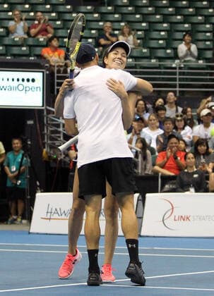 December 28, 2019 - Christian Harrison and Danielle Collins celebrate the win in a mixed doubles exhibition match at the Hawaii Open invitational tournament between teams Danielle Collins Sam Querrey and Yanina Wickmayer Christian Harrison at the Stan Sheriff Center in Honolulu, HI - CSM Tennis 2019: Hawaii Open DEC28 - ZUMAc04_ 20191228_zaf_c04_534 Copyright: xMichaelxSullivanx