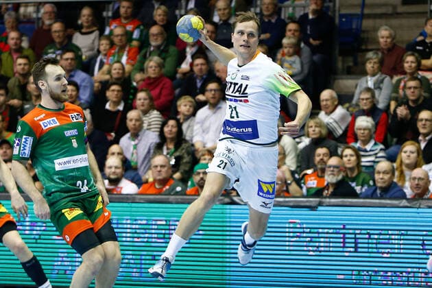 29 12 2019, xtgx, Handball Liqui Moly HBL, SC Magdeburg HSG Wetzlar emspor, v l Emil Frend Oefors Wetzlar, 21 throws goal, scorers, scored goal, goal, scores the goal GETEC Arena