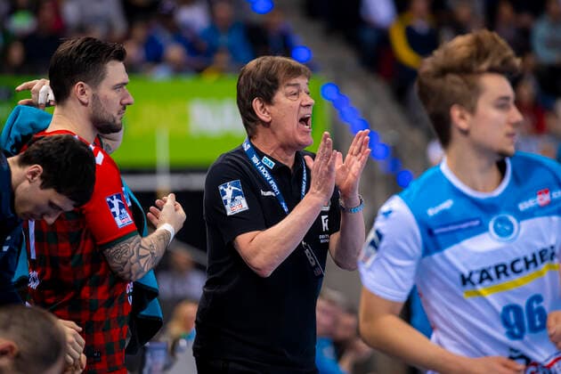 Stuttgart, Germany 29 December 2019 HBL 19 20 TVB 1898 Stuttgart vs. Füchse Berlin Trainer Velimir Petkovic Berlin Stuttgart Porsche Arena Baden Württemberg Germany