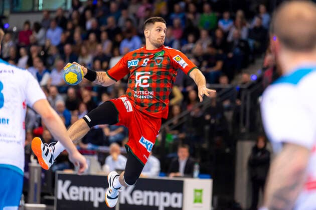 Stuttgart, Germany 29 December 2019 HBL 19 20 TVB 1898 Stuttgart vs. Füchse Berlin Stipe Mandalinic Berlin Stuttgart Porsche Arena Baden Württemberg Germany