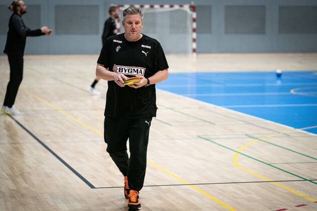National team coach Nikolaj Jacobsens for the national team training at the Idraettens Hus in Broendby, Monday 30 December 2019, Broendby Denmark,  Copyright: RitzauxScanpix NielsxChristianxVilmannx COP101 spdk20191230-115832-L