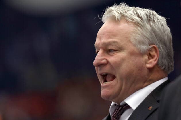 Coach of Canada DALE HUNTER in action during the 2020 IIHF World Junior Ice hockey, Eishockey Championships Group B match between Germany and Canada in Ostrava, Czech Republic, on December 30, 2019. (CTKxPhoto PetrxSznapka) CTKPhotoP201912300509201  SZN 17