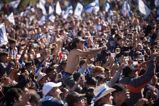 Thousands of people receive and celebrate Monterrey players after winning the 2019 Mexican soccer opening tournament, in the city of Monterrey, Mexico, 30 December 2019. Monterrey managed to draw 3-3 in the final match last night against the America, and finally won 4-2 the tiebreaker on penalties to ratify their fifth league title. Monterrey players celebrate their title at home after beating America !ACHTUNG: NUR REDAKTIONELLE NUTZUNG!  Copyright: xMiguelxSierrax MEX2342 20191230-637133385931472326