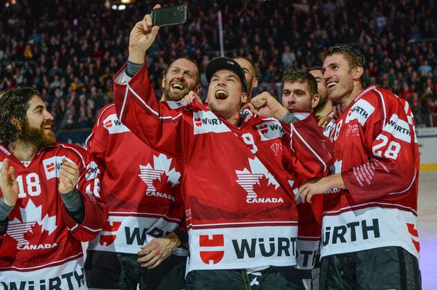 31 12 2019, Davos, Vaillant Arena, Spengler Cup Final Team Canada HC Ocelari Trinec, Scottie Upshall Team Canada celebrate after winning the Spengler Cup Davos Vaillant Arena Graubünden Switzerland Copyright: xJustPictures.ch AndreaxBrancax