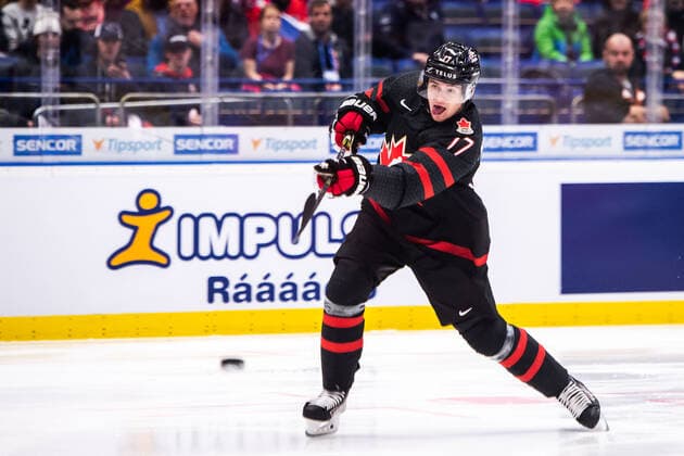 200102 Connor McMichael of Canada score the 2 0 goal during the 2020 IIHF World Junior Championship quarterfinal between Canada and Slovakia on January 2, 2020 in Ostrava Photo Simon Hastegard BILDBYRAN kod SH 180169 ishockey ice hockey u20 jvm jvm 2020 jvm 19 20 iihf world junior championship world juniors bbeng kvartsfinal quarter final kanada slovakien,  Copyright: SIMONxHASTEGARD BB200102BB085