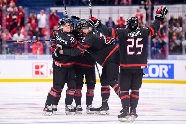 200104 Ty Dellandrea, Kevin Bahl and Aidan Dudas celebrate the 1 0 goal by Connor McMichael of Canada during the 2020 IIHF World Junior Championship semifinal game between Canada and Finland on January 4, 2020 in Ostrava Photo Simon Hastegard BILDBYRAN kod SH 180173 ishockey ice hockey u20 jvm jvm 2020 jvm 19 20 iihf world junior championship world juniors bbeng semifinal kanada jubel,  Copyright: SIMONxHASTEGARD BB200104ZO009