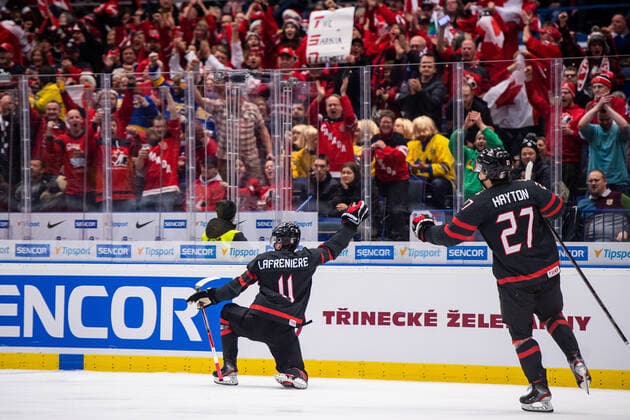 200104 Alexis Lafreniere of Canada celebrates the 2 0 goal during the 2020 IIHF World Junior Championship semi final between Canada and Finland on January 4, 2020 in Ostrava Photo Simon Hastegard BILDBYRAN kod SH 180173 ishockey ice hockey u20 jvm jvm 2020 jvm 19 20 iihf world junior championship world juniors bbeng semifinal kanada jubel,  Copyright: SIMONxHASTEGARD BB200104ZF018