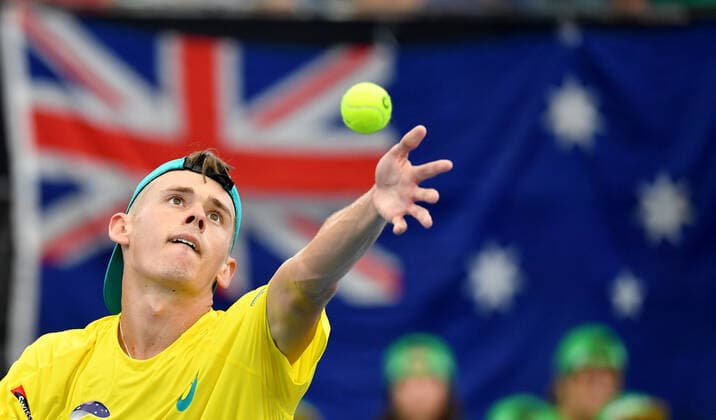 ATP, Tennis Herren CUP BRISBANE DAY 3, Alex de Minaur of Australia in action against Denis Shapovalov of Canada during day 3 of the ATP Cup tennis tournament at Pat Rafter Arena in Brisbane, Sunday, January 5, 2020. ( NO ARCHIVING, EDITORIAL USE ONLY, NO USE IN BOOKS WITHOUT CONSENT BRISBANE QLD AUSTRALIA  Copyright: xDARRENxENGLANDx 20200105001440373258