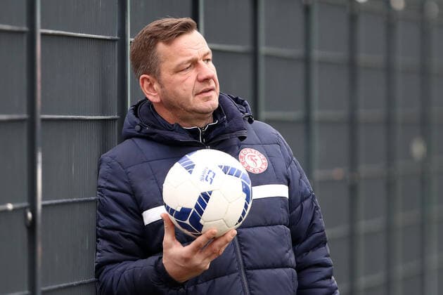 Sport SC Fortuna Köln 4 Liga Südstadion Training kick-off for the second half of the season Goalkeeping coach Georg Koch Fortuna 05 01 2020 Picture