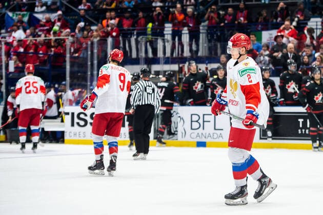 200105 Danil Zhuravlyov of Russia looks dejected during the 2020 IIHF World Junior Championship gold medal game between Canada and Russia on January 5, 2020 in Ostrava Photo Simon Hastegard BILDBYRAN kod SH 180176 ishockey ice hockey u20 jvm jvm 2020 jvm 19 20 iihf world junior championship world juniors bbeng final kanada ryssland depp,  Copyright: SIMONxHASTEGARD BB200105ZJ019