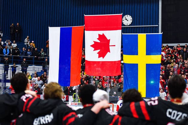 200105 Flags of Russia, Canada and Sweden after the 2020 IIHF World Junior Championship gold medal game between Canada and Russia on January 5, 2020 in Ostrava Photo Simon Hastegard BILDBYRAN kod SH 180176 ishockey ice hockey u20 jvm jvm 2020 jvm 19 20 iihf world junior championship world juniors bbeng final kanada ryssland,  Copyright: SIMONxHASTEGARD BB200105ZC026