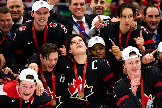 200105 Barrett Hayton of Canada celebrates after the 2020 IIHF World Junior Championship gold medal game between Canada and Russia on January 5, 2020 in Ostrava Photo Simon Hastegard BILDBYRAN kod SH 180176 ishockey ice hockey u20 jvm jvm 2020 jvm 19 20 iihf world junior championship world juniors bbeng final kanada ryssland jubel,  Copyright: SIMONxHASTEGARD BB200105ZV019