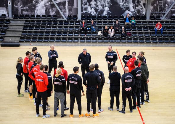 200108 Coach Nikolaj Bredahl Jacobsen undergoes a training session with the Danish national handball team on January 8, 2020 in Copenhagen,  Copyright: PETTERxARVIDSON BB200108PA018