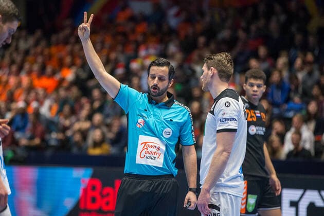 ARBITRE HANDBALL : Championnat d Europe 2020 - Allemagne vs Pays bas - 01 09 2020 THEOPHILELaurent Panoramic 