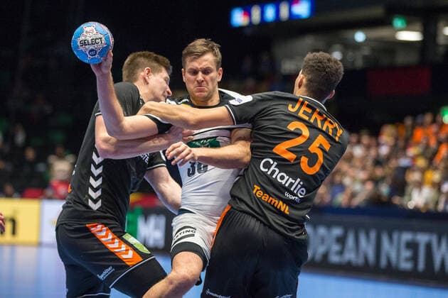 Sport Bilder des Tages BOHM Fabian (Allemagne - Germany) HANDBALL : Championnat d Europe 2020 - Allemagne vs Pays bas - 01 09 2020 THEOPHILELaurent Panoramic 