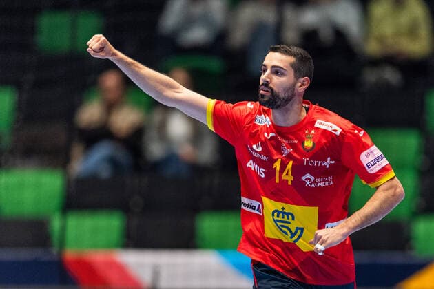 200109 Ferran Sole Sala of Spain celebrates during the EHF European Handball Championship match between Spain and Latvia on January 9, 2020 in Trondheim Photo Vegard Wivestad Grott BILDBYRAN code VG 170457 bbeng handball handball handball handball em 2020 european mens handball championship 2020 em 2020 handbolls em 2020 ehf euro 2020 spain spain spain latvia rejoice,  Copyright: VEGARDxWIVESTADxGRoTT BB200109VG050
