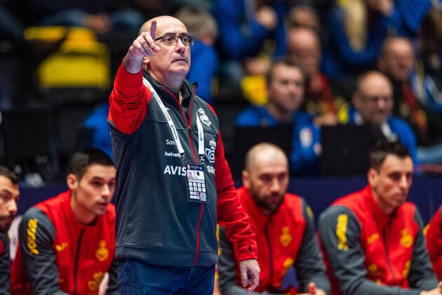 200109 Jordi Ribera Romans, head coach of Spain, during the EHF European Handball Championship match between Spain and Latvia on January 9, 2020 in Trondheim Photo Vegard Wivestad Grott BILDBYRAN code VG 170457 bbeng handball handball handball handball em 2020 european mens handball championship 2020 em 2020 handballs em 2020 ehf euro 2020 spain spain spain latvia,  Copyright: VEGARDxWIVESTADxGRoTT BB200109VG056