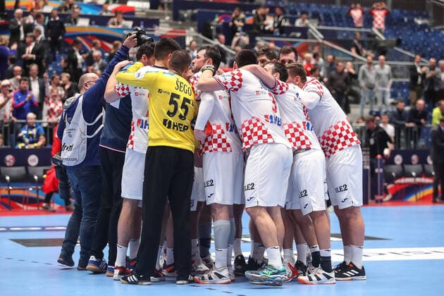 Croatia vs Montenegro: Group A - Men s EHF EURO 2020 GRAZ, AUSTRIA - JANUARY 09: Players of Croatia celebrate a win after the Men s EHF EURO 2020 group A match between Croatia and Montenegro at Stadthalle on January 9, 2020 in Graz, Austria.  LukaxStanzl PIXSELL