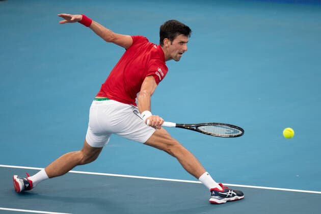 SYDNEY, AUSTRALIA - JANUARY 10: Novak Djokovic of Serbia plays a backhand during day eight of the quarter-final singles match at the 2020 ATP, Tennis Herren Cup Tennis at Ken Rosewall Arena on January 10, 2020 in Sydney, Australia. (Photo by Speed Media Icon Sportswire) TENNIS: JAN 10 ATP Cup Sydney Icon2001101481