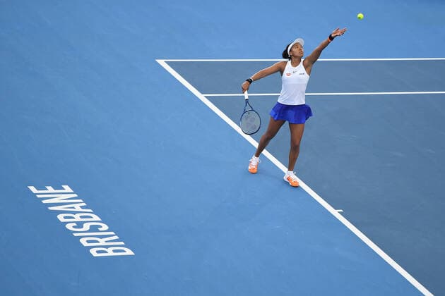 BRISBANE INTERNATIONAL DAY 5, Naomi Osaka of Japan serves during her quarter final match against Kiki Bertens of Netherlands on day 5 of the Brisbane International tennis tournament at the Queensland Tennis Centre in Brisbane, Friday, January 10, 2020. ( NO ARCHIVING, EDITORIAL USE ONLY, NO USE IN BOOKS WITHOUT CONSENT BRISBANE QLD AUSTRALIA  Copyright: xALBERTxPEREZx 20200110001441367351
