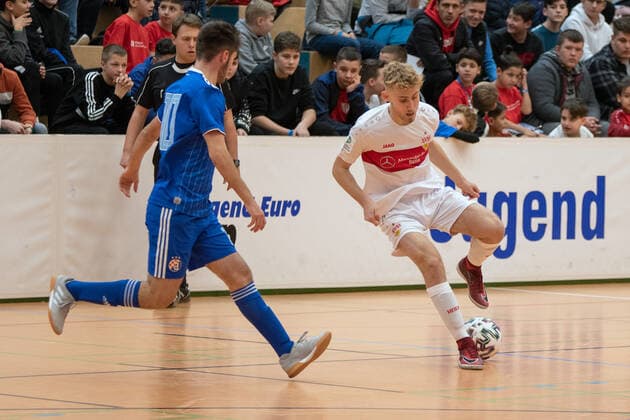 Tomislav Duvnjak GNK Dinamo Zagreb and Robin Littig VfB Stuttgart Germany, Gaildorf, 11 01 2020, youth football, U17 Youth Euro Cup 2020, sports hall