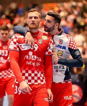 HANDBALL - EHF EURO 2020, CRO vs BLR GRAZ,AUSTRIA,11.JAN.20 - HANDBALL - EHF European Men s Handball Championship 2020, group stage, Croatia vs Belarus. Image shows David Mandic (CRO) and Valentino Ravnic (CRO). GEPAxpictures xWolfgangxGrebien