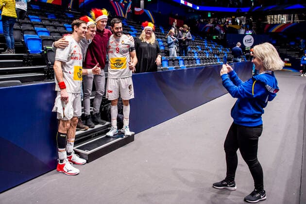 200111 Viran Morros de Argila and Raul Entrerrios Rodriguez of Spain with supporters after the EHF European Handball Championship match between Spain and Germany on January 11, 2020 in Trondheim Photo Vegard Wivestad Grott BILDBYRAN code VG 170462 bbeng handball handball handball handball em 2020 european mens handball championship 2020 em 2020 handballs em 2020 ehf euro 2020 spain spain germany germany audience,  Copyright: VEGARDxWIVESTADxGRoTT BB200111VG037