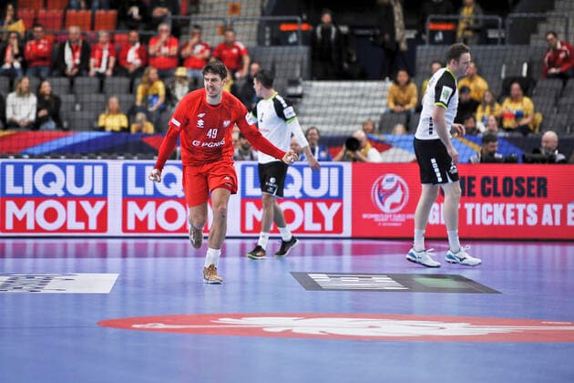 2020.01.12 Goeteborg Pilka reczna EHF EURO 2020 Mistrzostwa Europy w pilce recznej mezczyzn Szwecja Austria Norwegia Szwajcaria - Polska N z Piotr Chrapkowski, radosc Foto Marcin Bulanda PressFocus 2020.01.12 Goeteborg Handball EHF Men s EURO 2020 Sweden Austria Norway Switzerland and Poland Szwajcaria - Polska Piotr Chrapkowski, radosc Credit: Marcin Bulanda PressFocus NEWSPIX.PL --- Newspix.pl  20200112PF_MB046