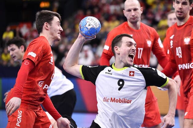 Gothenburg 202001112 Switzerland s Marvin Lier in action during the Men s EHF EURO 2020 Handball group F match preliminary round between Switzerland and Poland in Scandinavium Arena Sunday Jan 12, 2020 Photo Bjorn Larsson Rosvall TT kod 9200 Gothenburg Sweden x9200x,  Copyright: xBjornxLarssonxRosvall TTx EURO HANDBALL SUI-POL