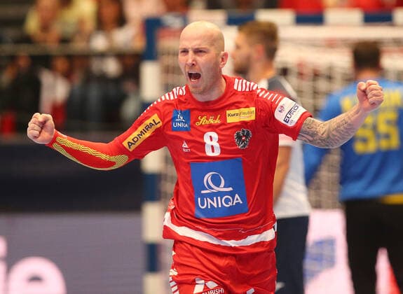 HANDBALL - EHF EURO 2020, AUT vs UKR VIENNA,AUSTRIA,12.JAN.20 - HANDBALL - EHF European Men s Handball Championship 2020, group stage, Austria vs Ukraine. Image shows the rejoicing of Robert Weber (AUT). GEPAxpictures xChristianxOrt