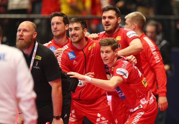 HANDBALL - EHF EURO 2020, AUT vs UKR VIENNA,AUSTRIA,12.JAN.20 - HANDBALL - EHF European Men s Handball Championship 2020, group stage, Austria vs Ukraine. Image shows the rejoicing of head coach Ales Pajovic (AUT). GEPAxpictures xChristianxOrt