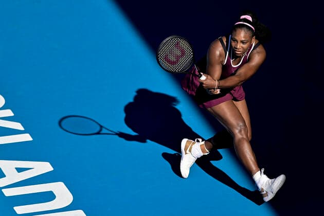 Sport Bilder des Tages 12th January 2020, Auckland, New Zealand; Serena Williams (USA) in action against Jessica Pegula (USA) during the Women s singles final at the 2020 Women s ASB Classic at the ASB Tennis Centre, Auckland, New Zealand.  ActionPlus12203764 AlanxLee