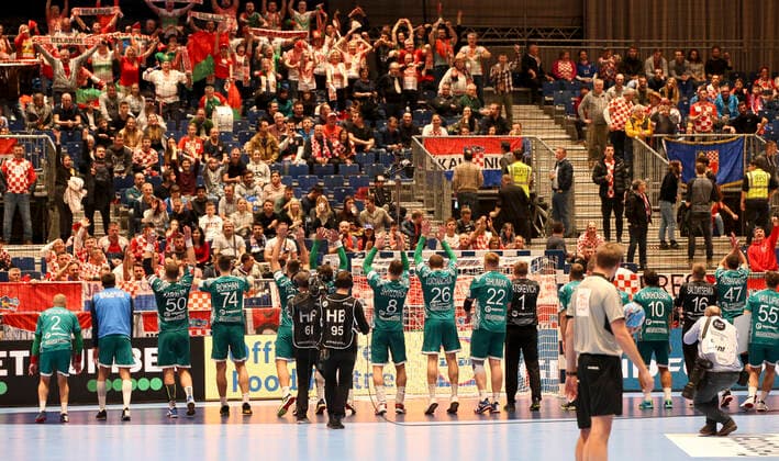 HANDBALL - EHF EURO 2020, MNE vs BLR GRAZ,AUSTRIA,13.JAN.20 - HANDBALL - EHF European Men s Handball Championship 2020, group stage, Montenegro vs Belarus. Image shows the rejoicing of Belarus. GEPAxpictures xWolfgangxGrebien