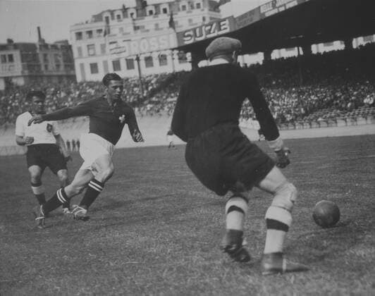 Football Swiss players attack the German goal at the Football World Cup at the Parc des Princes on June 4, 1938 Credit Collection KHARBINE TAPABOR  KH16097