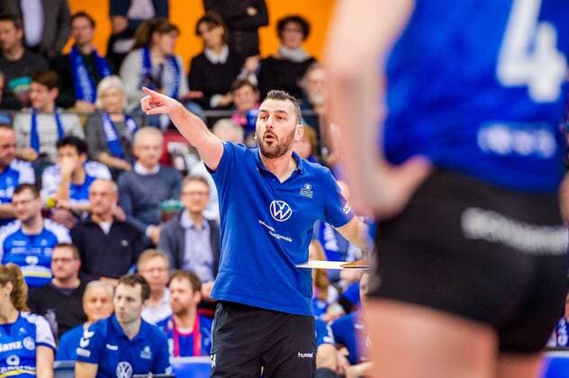 Giannis Athanasopoulos Trainer Allianz MTV Stuttgart at the match Allianz MTV Stuttgart USC Muenster Stuttgart 15 01 20 Volleyball Bundesliga 12 Matchday , Stuttgart Baden Wuerttemberg Germany