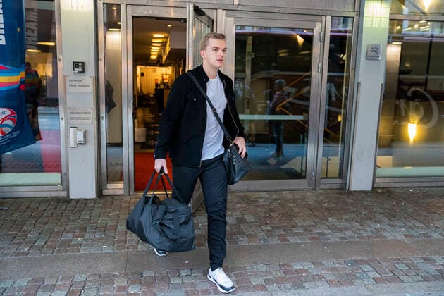Johan Á Plógvi Hansen Handball mens team leaves their hotel Scandic St Jörgen in Malmoe on Thursday, January 16, 2020 The Danish handball men are out of the European Championships, which ended for them on Wednesday after three matches in the inaugural group game, Copenhagen Denmark,  Copyright: MartinxSylvestx cop105 spdk20200116-111729-L